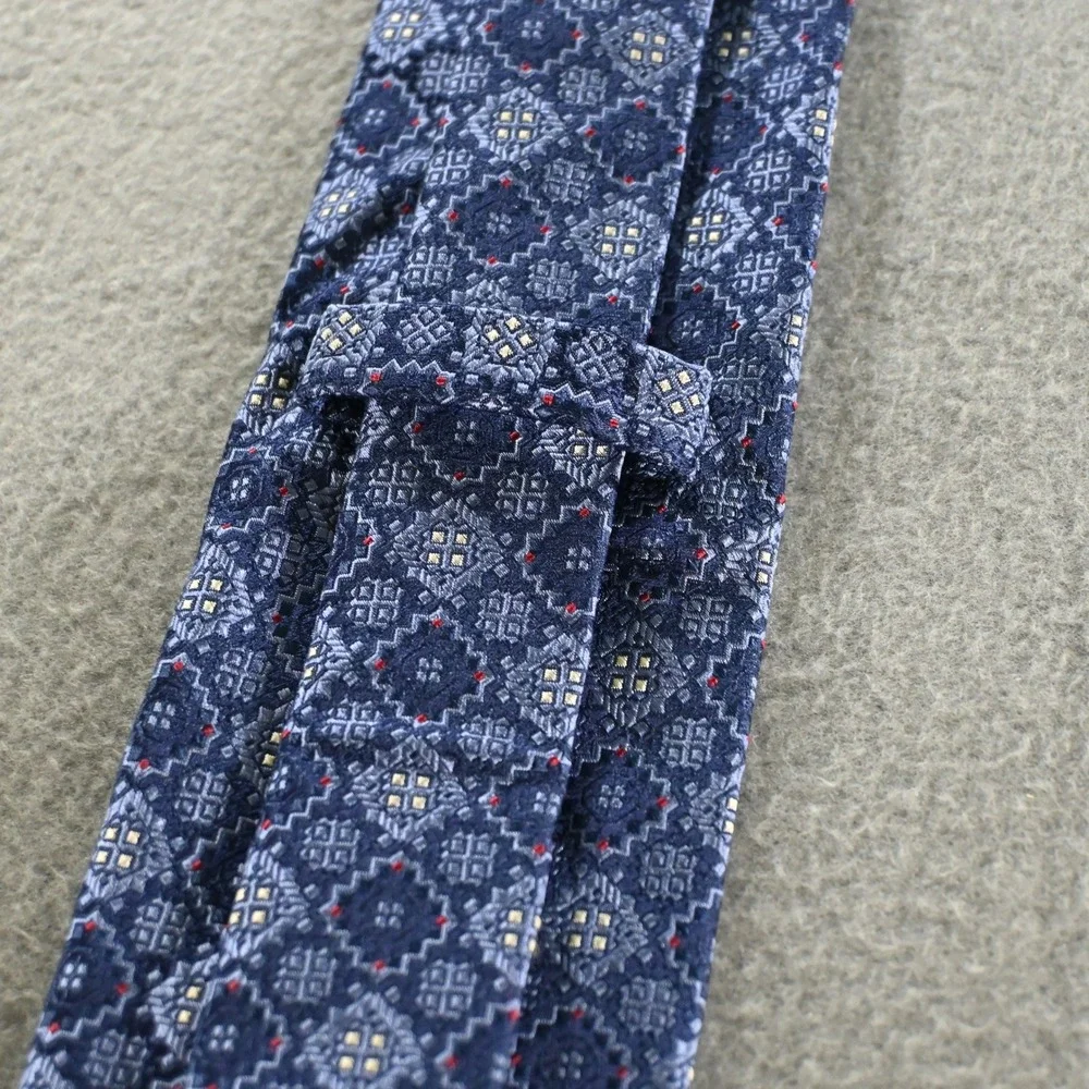 Daniel Cremieux Mens Signature Collection Silk Geometric Medallion Tie Blue OS